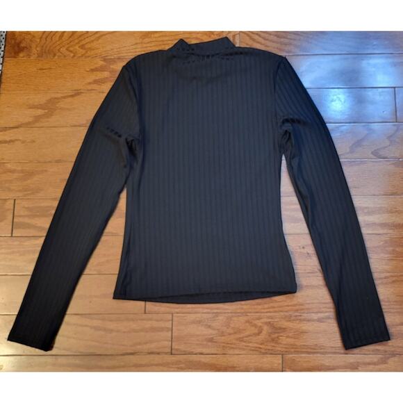 Womens Crop Shirt Black Ribbed Mock Neck Long Sleeve Size Small Stretchy - Picture 6 of 6